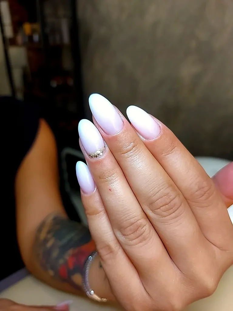 Manichiură și pedichiură · lucrare Amelie Studio Brăila