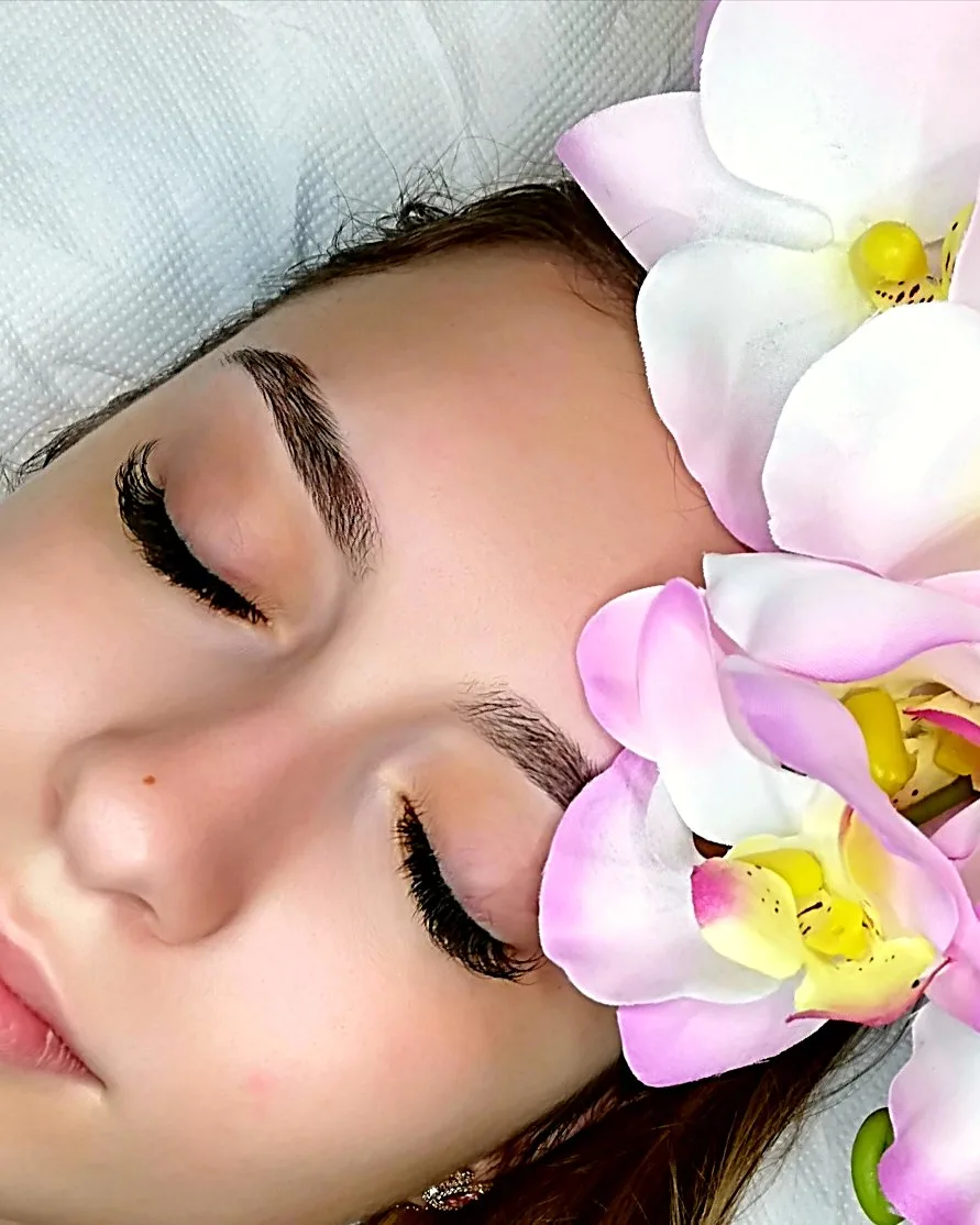 Tratament facial și gene